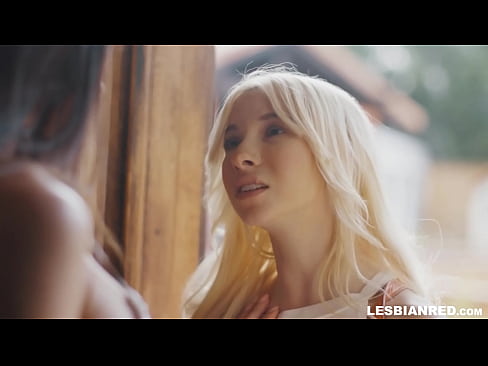 ❤️ Vajza vjen në shtëpi disa muaj më vonë dhe përfundon duke ngrënë pidhin e njerkës së saj Qyrje në sq.hentai-id-tv.ru ❌️